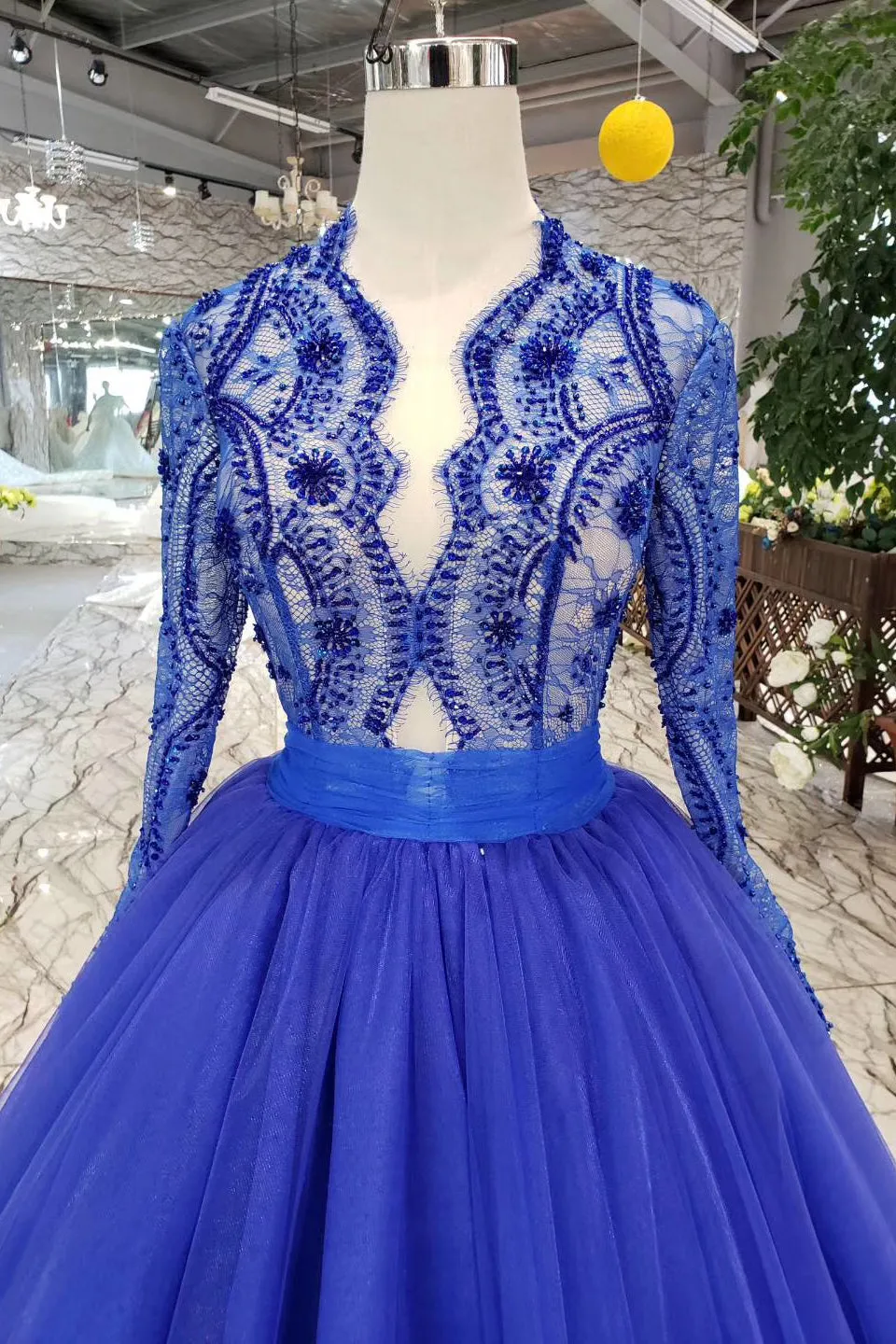 Blue Long Sleeves V Neck Tulle Prom Dresses with Beading